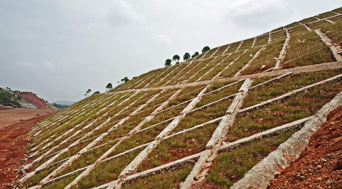 邊坡安全監(jiān)測(cè)